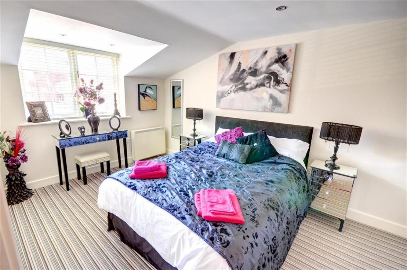 Hotties House - Two-Bed Cottage, Dog-Friendly & Off-Street Parking - Scarborough Bagian luar foto
